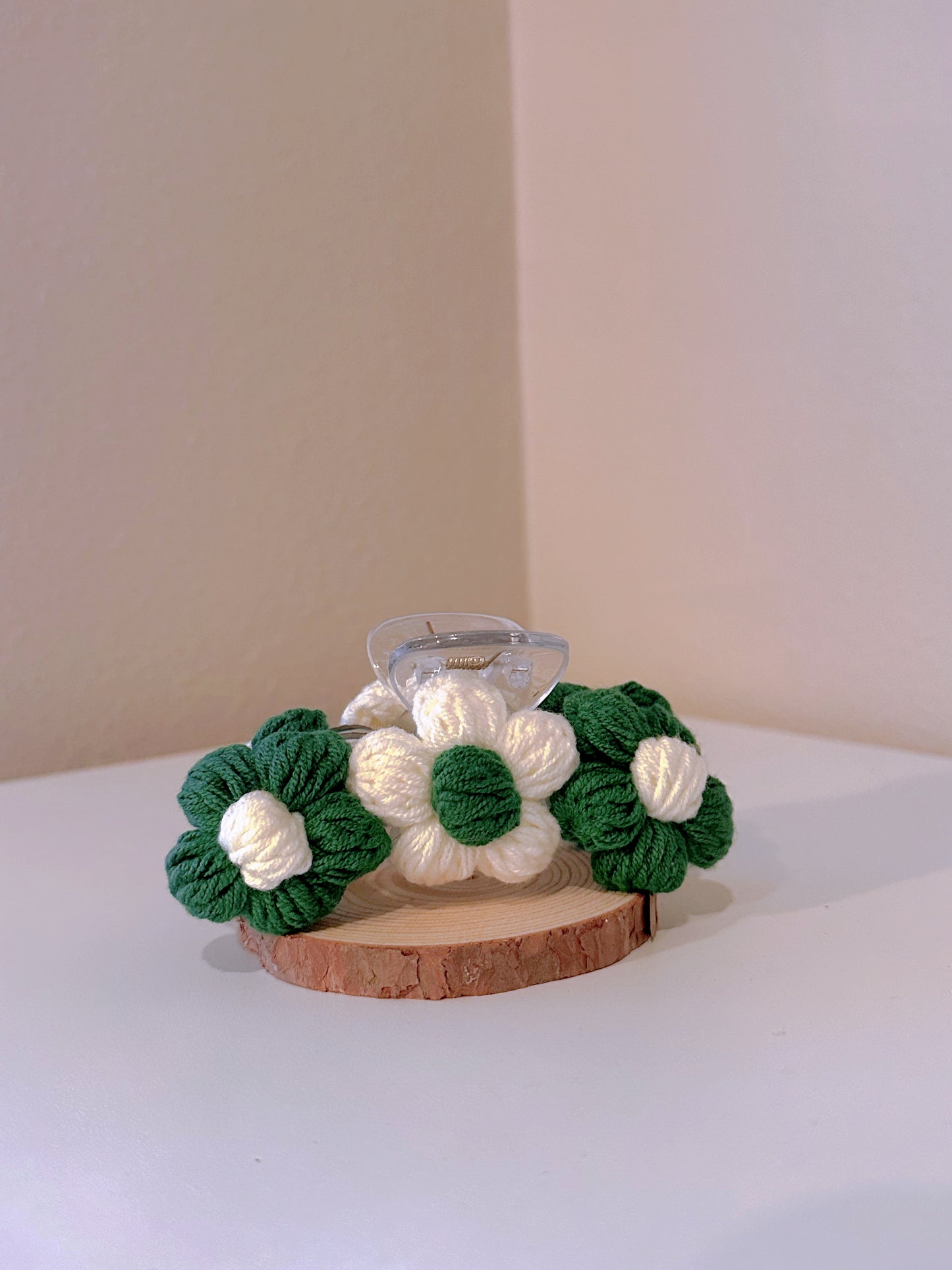 Puff Flower Claw Clip