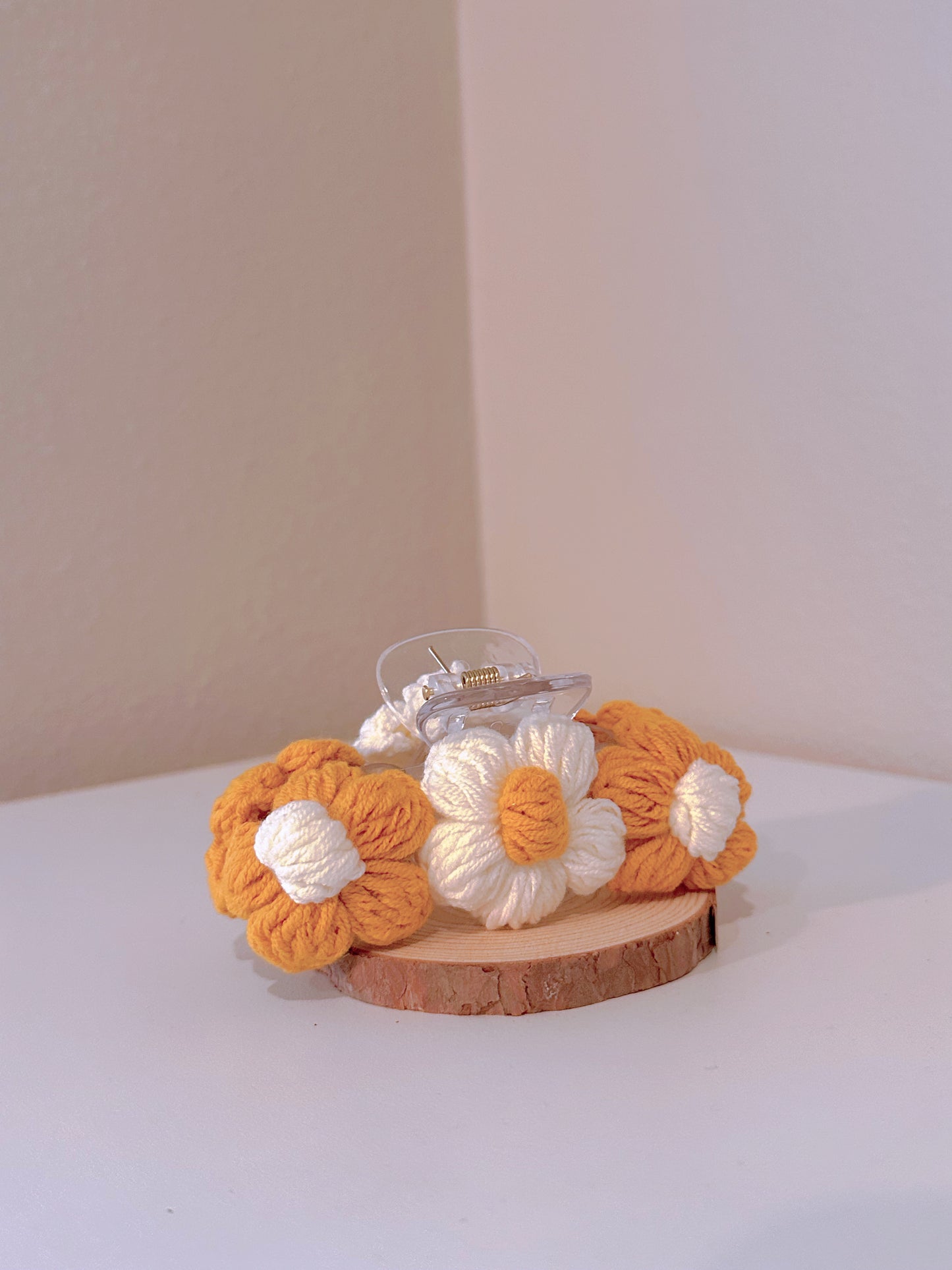 Puff Flower Claw Clip